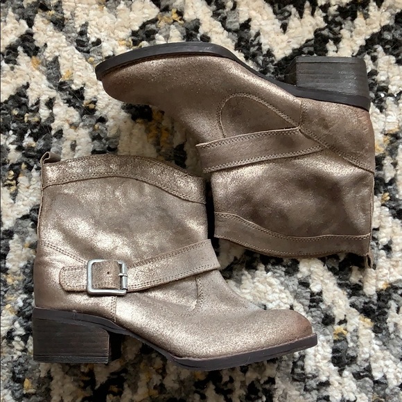 naughty monkey Shoes - 🆕Naughty Monkey Leather Metallic Booties